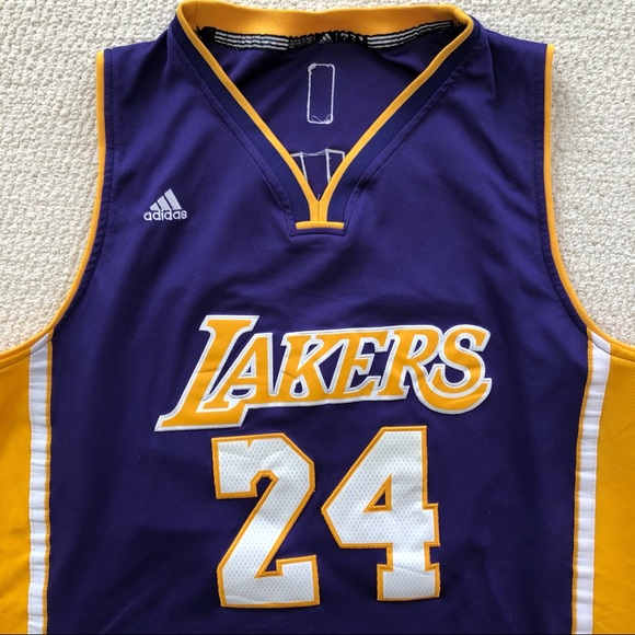 Retro Kobe Bryant Lakers Jersey - Picture 4 of 6